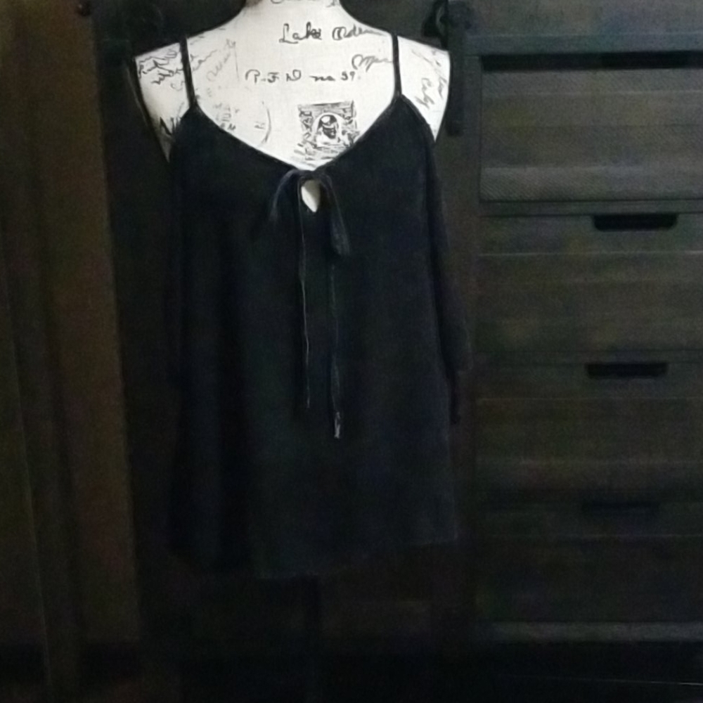 Black cold shoulder denim-like blouse